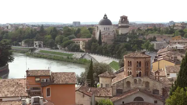 Where to Stay in Verona