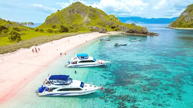 Getting Around Pink Beach