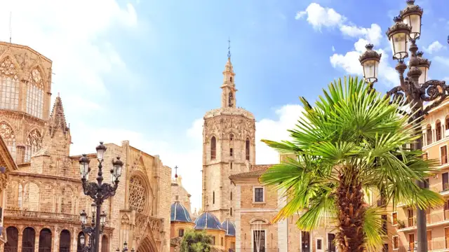 What to Pack for Valencia