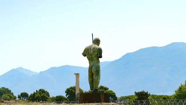 Getting Around Pompeii
