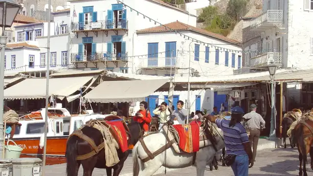 Hydra Travel Checklist