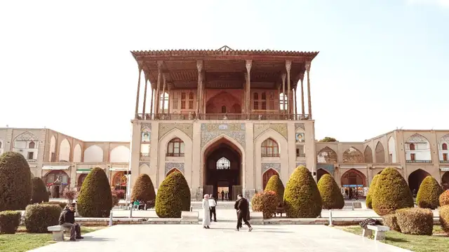 Sustainable Travel in Isfahan