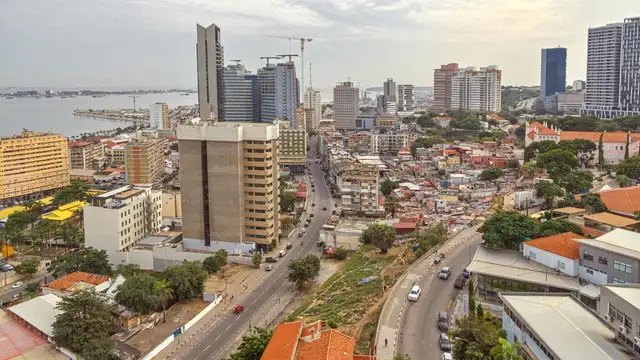 Getting Around Masina