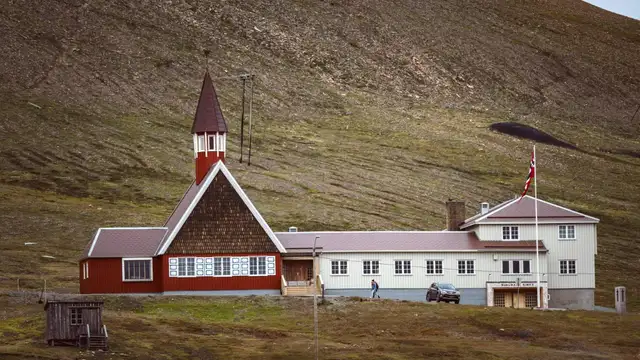 Why Visit Longyearbyen? Inspiration, Culture, Unique Experiences