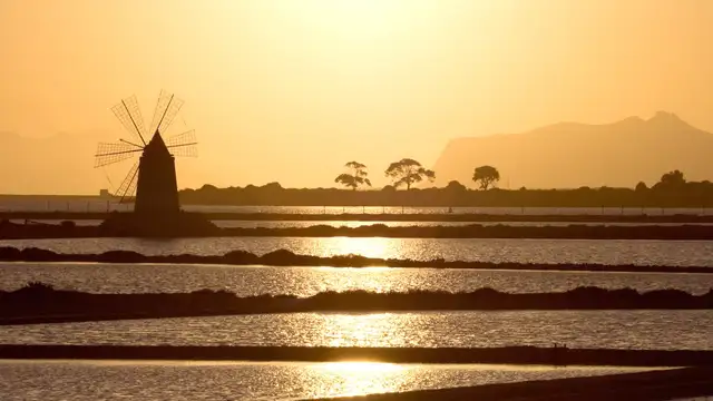 Marsala Travel Hacks