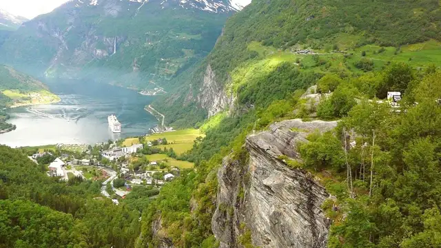 Best Restaurants in Geirangerfjord