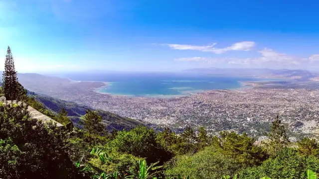 Carrefour Itineraries