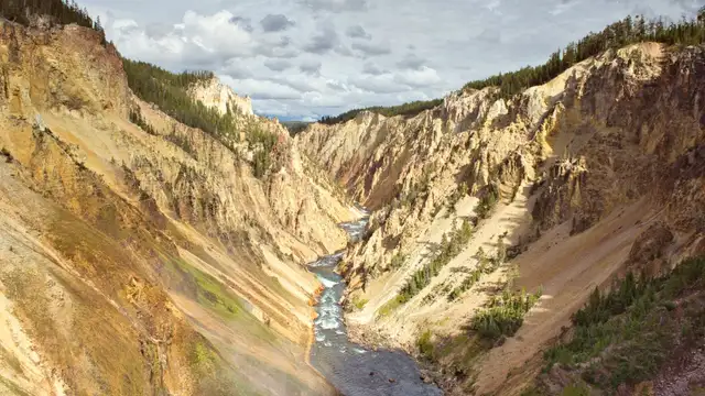 Where to Stay in Yellowstone National Park