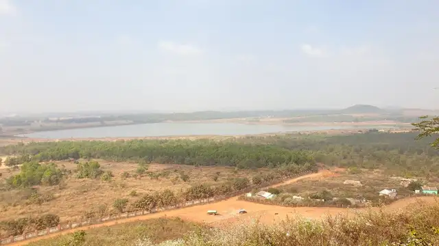 Getting Around Nowrangapur