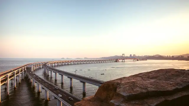 How to Get to Dalian