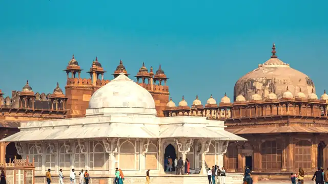 Fatehpur Sikri Travel Checklist